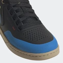 Five Ten - MTB-Schuh Freerider Pro Core Black / Carbon / Wonder White -Fahrradladen 8de60eeb8dfe4c85a7fbad8300bc2b00 9366 1280x1280